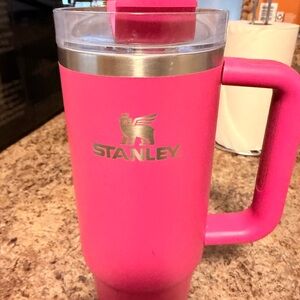 Stanley Vibrant Pink Travel Mug 32 OZ